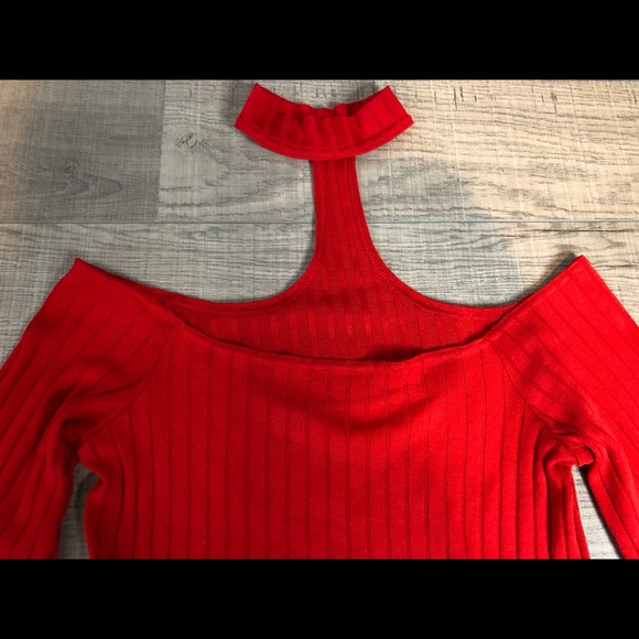 Red too long sleeve sexy - Picture 2 of 3